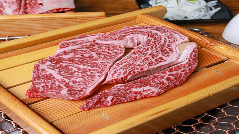 한우 등심(1++) (300g)