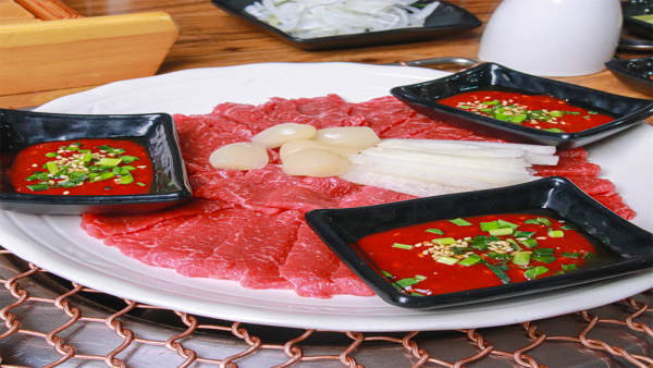 한우 사시미 (200g)